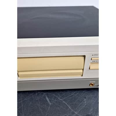 Fostex D-5 - Cassette Deck - Cream - Very Good image 4