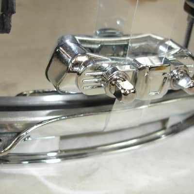 Ludwig LB402B 14"x6.5" Chrome Over Brass Snare Drum image 7