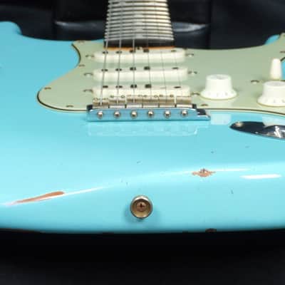 FENDER CUSTOM SHOP Limited Edition 1960 Stratocaster Relic -2022- Faded Daphne Blue [CZ561617] (05/11) image 2