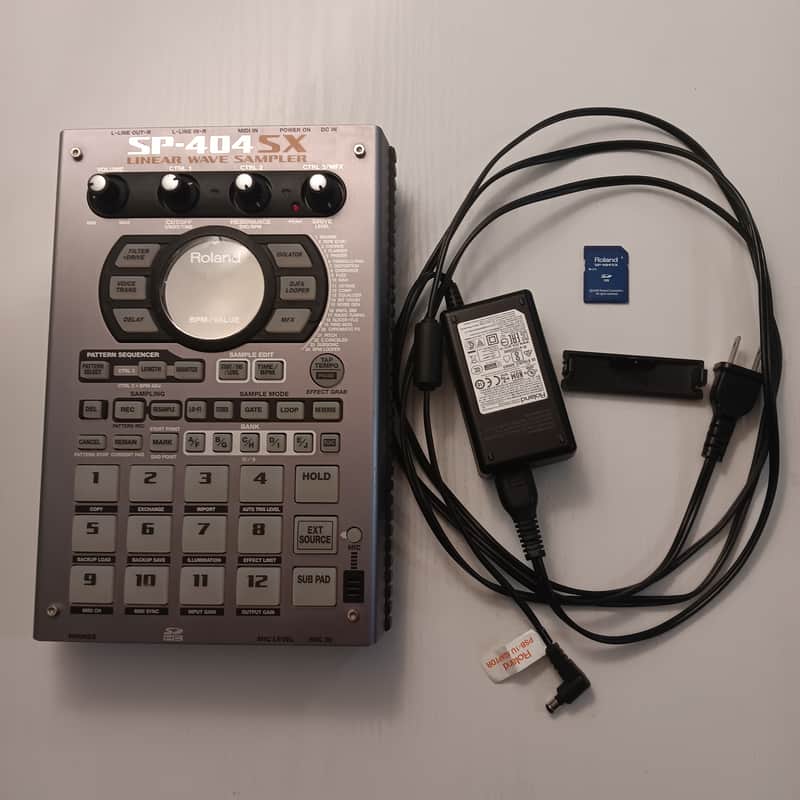 Roland SP-404SX Linear Wave Sampler 2009 - 2017 - Black image 1