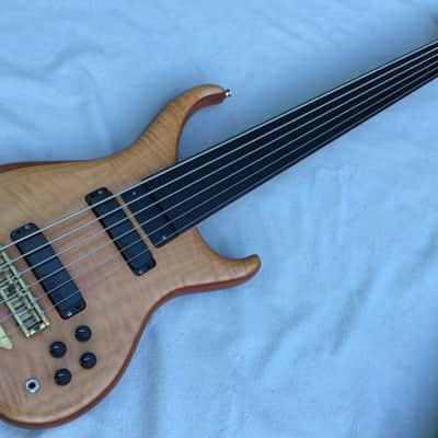 Alembic Orion  6 - String Fretless Bass Natural w/ OHSC FINAL PRICE DROP. image 19