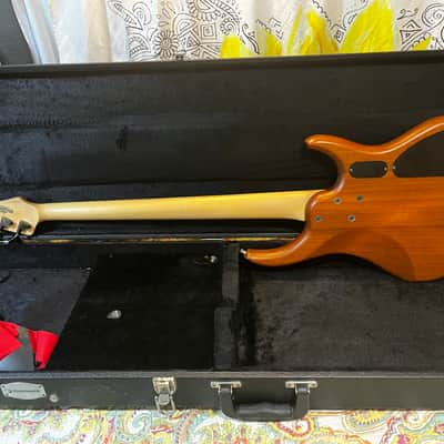 MTD Kingston Z4 Left Handed Electric Bass Guitar Lefty w Case image 7
