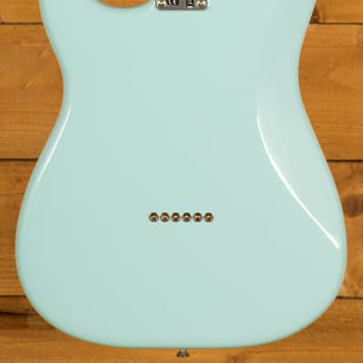 Fender Tom DeLonge Stratocaster - Rosewood - Daphne Blue *B-Stock* image 2