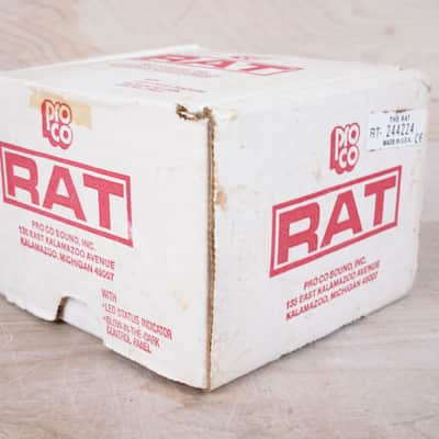 ProCo Rat 2 (Flat Box) Distortion 2000 Black Made in USA w/ Box, Warranty Card image 3