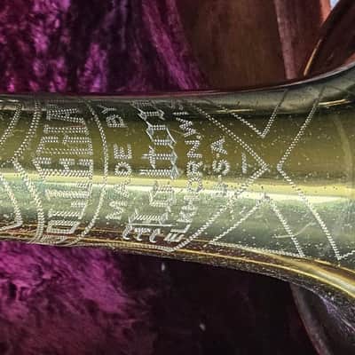 Holton TR602 Trombone with mouthpiece and case, USA. Good condition image 3