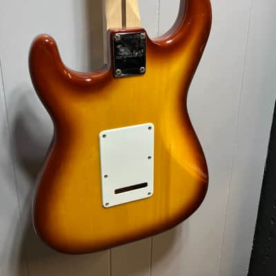 Immagine Squier Affinity Stratocaster FMT HSS 2021 - Present - Sienna Sunburst - 2