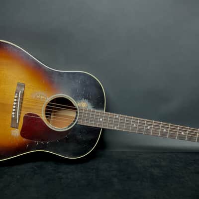 Gibson Custom 1942 Banner J-45 Reissue, Heavy Aged, Vintage Sunburst image 2