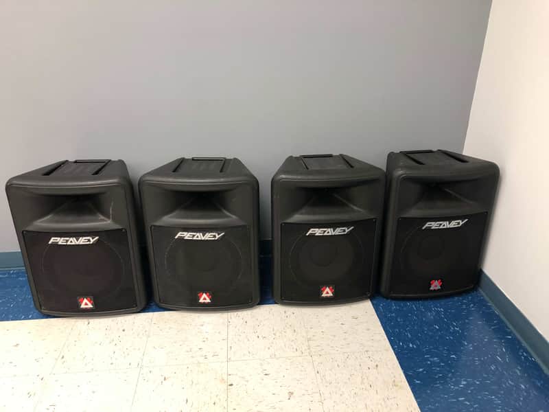 Four Peavey Impulse 200 speakers | Reverb