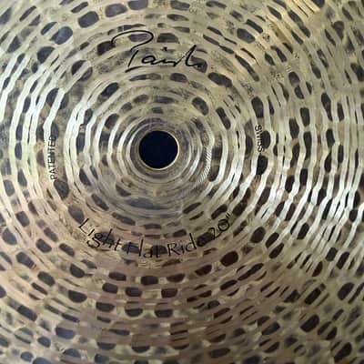 Paiste Signature Traditionals Light Flat Ride 20” (2021g) | Serial #06962656 | 2006 Production image 5