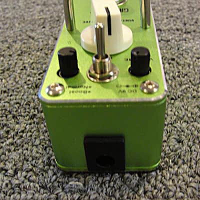 Tom's Line Engineering AGR-3 Greenizer Vintage Overdrive Guitar effects Pedal image 8