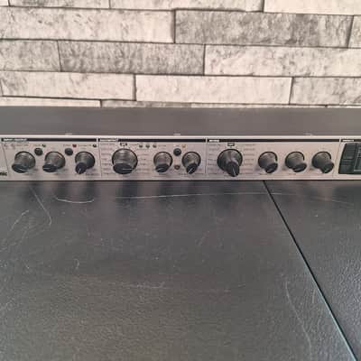 TC Electronic M300 Dual Engine Effects Processor 2000s - Silver image 1