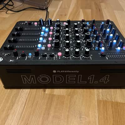 Allen & Heath Play Differently Model 1.4 6-Channel Analog Mixer 2021 - Present - Black Bild 4