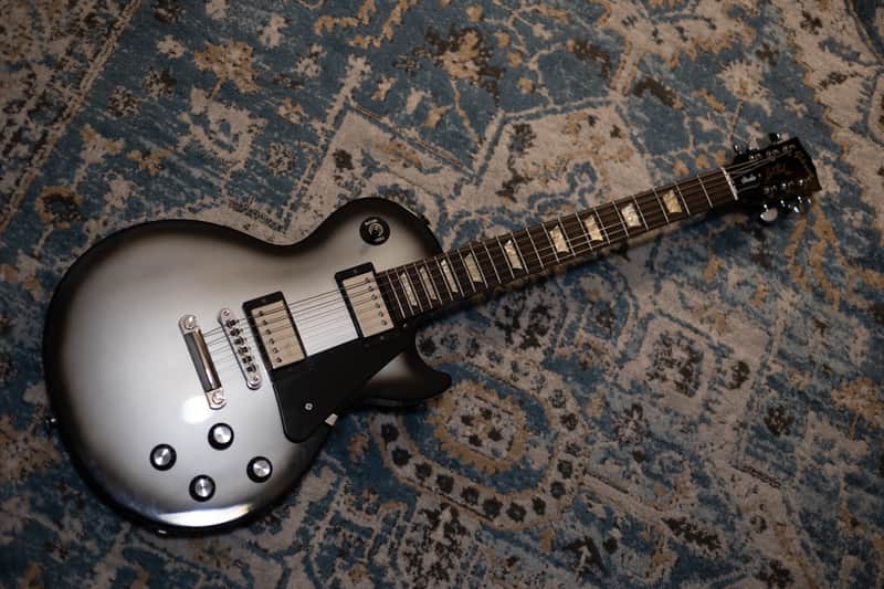 Gibson Les Paul Studio Deluxe 2010 - Silver Burst image 1