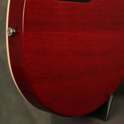 2022 Gibson Les Paul Classic Translucent Cherry image 14