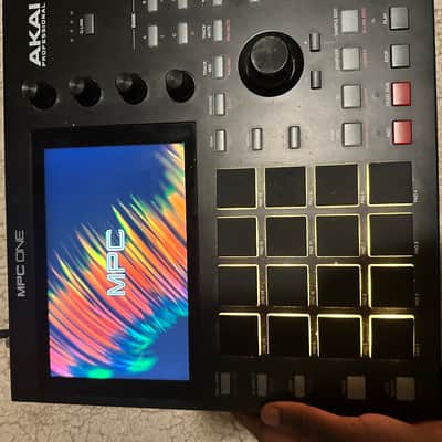 Akai MPC One Standalone MIDI Sequencer 2020 - Present - Black image 4