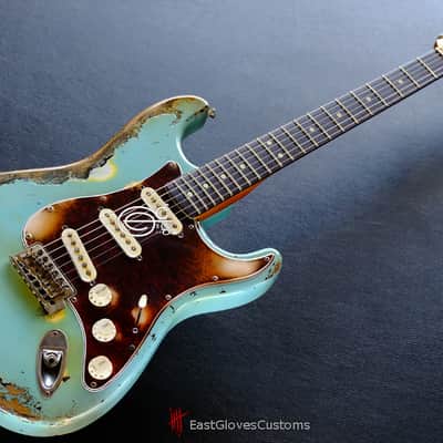 Fender Stratocaster 60th Anniversary Daphne Blue Aged Relic image 11