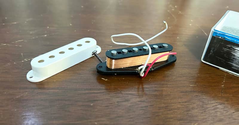 1990's USA Fender American Standard Stratocaster Single Coil Guitar Pickup 6k with white cover image 1