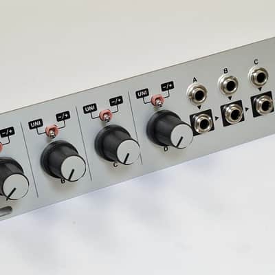 Intellijel Quadratt 1U Quad Attenuator Eurorack Synth Module 2016 - 2017 - White image 2
