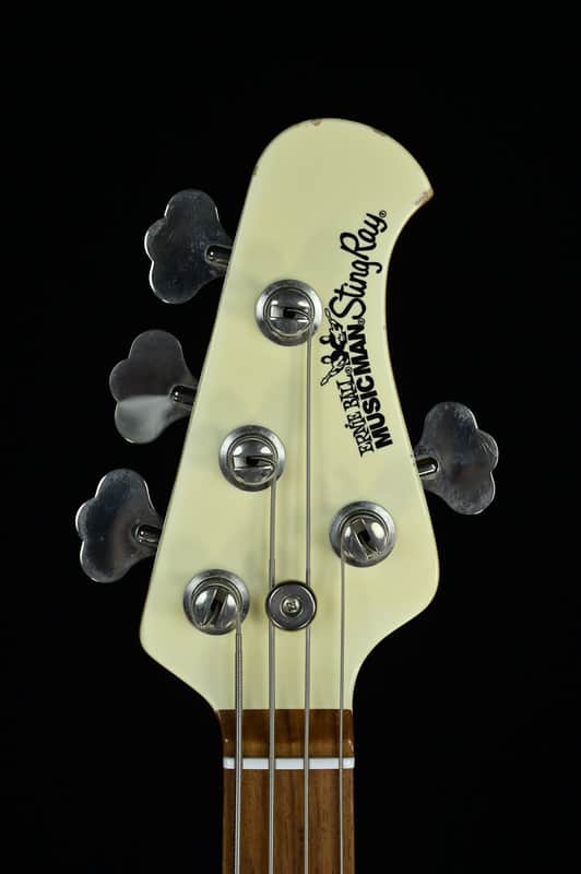Musicman StingRay 4 White Matching Head Pink Pickguard [SN E35579
