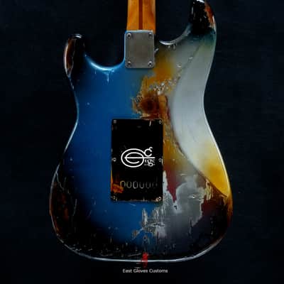 Fender Stratocaster Pelham Blue / Silver Gray Heavy Aged Relic by East Gloves Customs image 2
