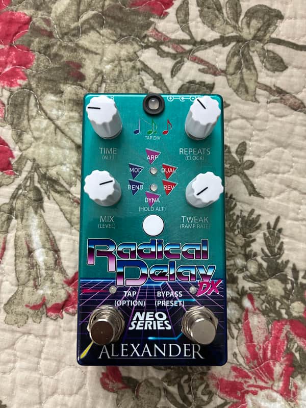 Alexander Pedals Radical Delay DX 2019 - Lazer Teal image 1