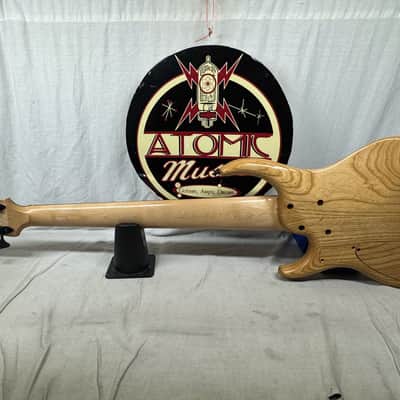 MTD Michael Tobias Design MTD635-24 mtd 635 Fretless 6-string Bass with Soft Case image 8