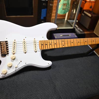 Fender Limited Edition American Vintage II 1957 Stratocaster - White Blonde #7911 image 2