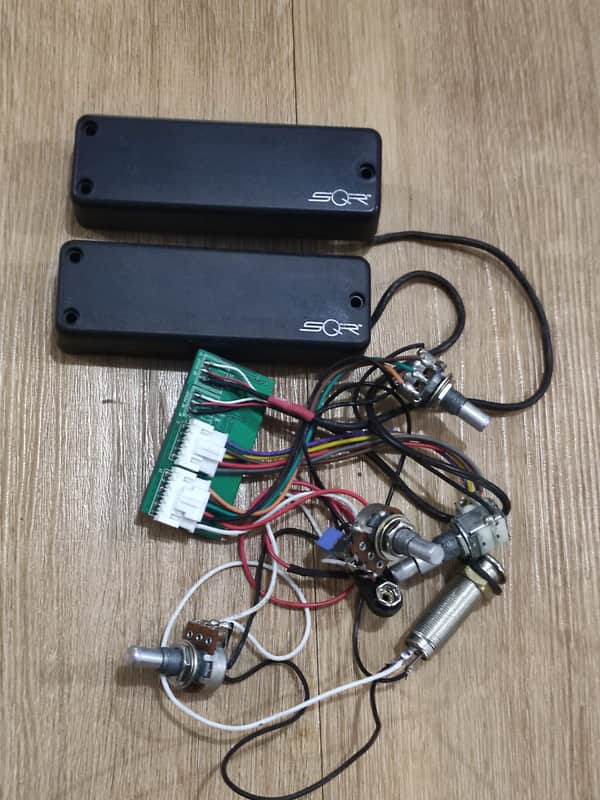 Squier Contemporary Bass Pickups Preamp Set image 1