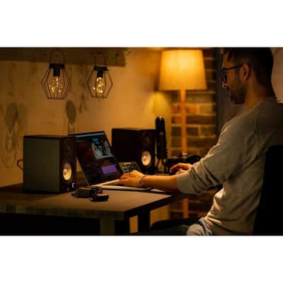 Yamaha HS4 4.5-Inch Powered Compact and Portable Studio Monitors with Class-D Amp (Pair, Black) image 6