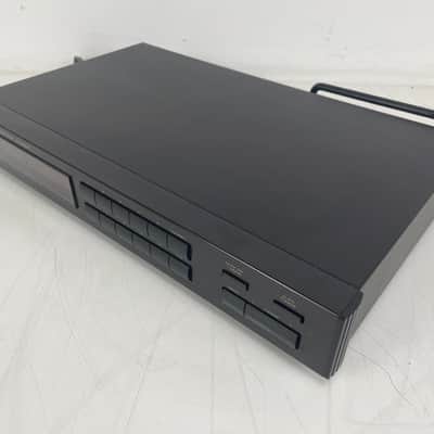 Rotel - RT935AX - AM/FM Stereo Tuner image 4