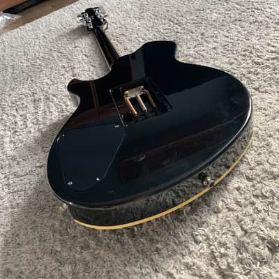 Yamaha CV820 WB Wes Borland Signature 2011 Black image 9