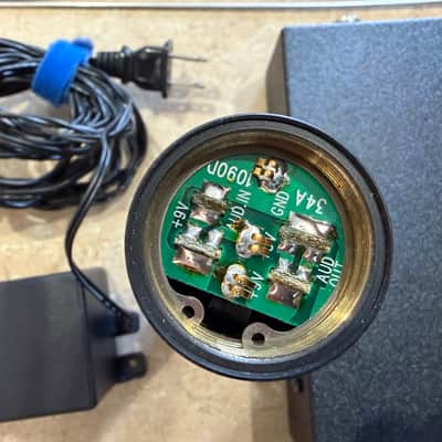 Shure SC4  mic wireless transmitter & receiver for repair or parts image 6