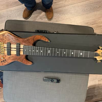 The Collector’s Choice: Treker Custom 6-String Bass – Alembic Pickups – Mint/Like-New image 6