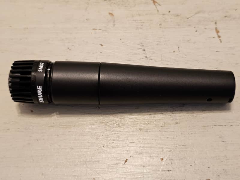 Shure SM57 Microphone image 1