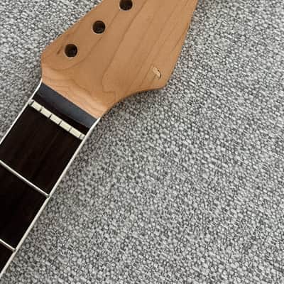 Allparts SRO-21B Aged ‘64-‘65 Strat MIJ Neck w/ Binding Nitro image 1