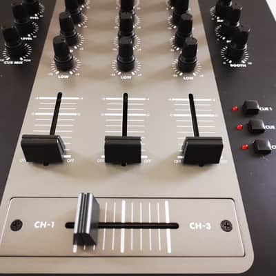 Stanton SMX.311 3-Channel DJ Mixer - Great Gently Used Condition