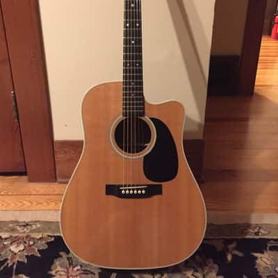 Classic Martin D-28 Dreadnought with Cutaway -DC-28 1994 Vintage Natural image 7