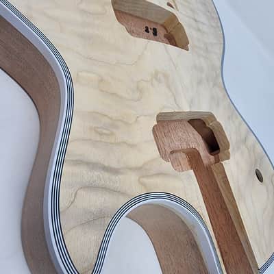 Brio LP-Style 5/8" thick Flame Maple Top, Mahogany Body & Neck Floyd Rose image 10
