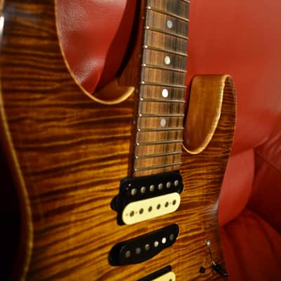 Suhr Guthrie Govan Signature Model Mahagony image 4