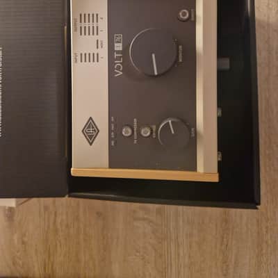 Universal Audio Volt 176 USB-C Audio Interface 2021 - Present - Tan / Gray image 4