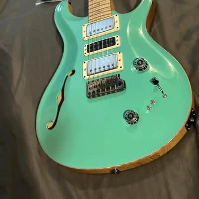 PRS Special 22 Semi-Hollow Wood Library image 15