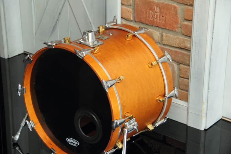 RARE Yamaha Maple Custom - natural vintage 20"x14 Bass Drum image 1