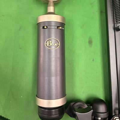 Blue A00105 Condenser Microphone W/ Maono Stand image 6