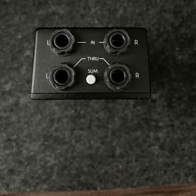 Walrus Audio Canvas Stereo Dual Line Isolator Direct Box 2022 - Present - Black w/ Rainbow Graphic image 6