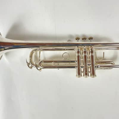 Used Bach "Vincent" Bb Trumpet (SN: 696158) image 3