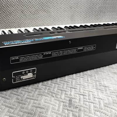 Roland MKB-200 ✅ Vintage MIDI Master Keyboard ✅ Original Box Included ✅ Classic Roland Controller ✅ Cleaned & Fully Checked ✅ Worldwide Shipping image 10