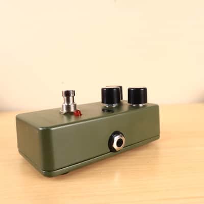 Electro-Harmonix EHX Nano Green Russian Big Muff Pi Fuzz Pedal image 7