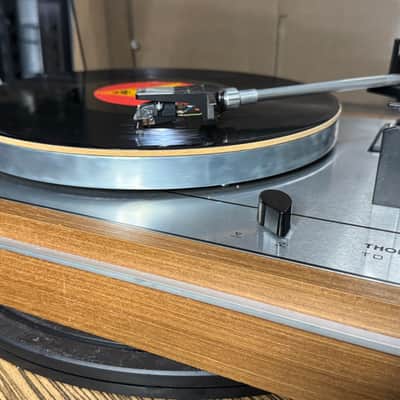 Thorens TD-165 Belt Drive Turntable VERY CLEAN • TESTED • ORIGINAL CONDITION image 8