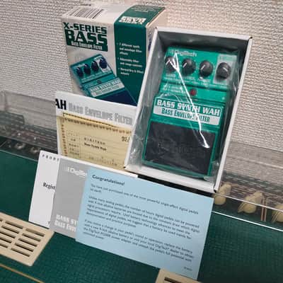 DigiTech X-Series XBW Bass Synth Wah Envelope Filter 2010s w/ Original Box Daftpunk Guitar Bass Effects Pedal image 1