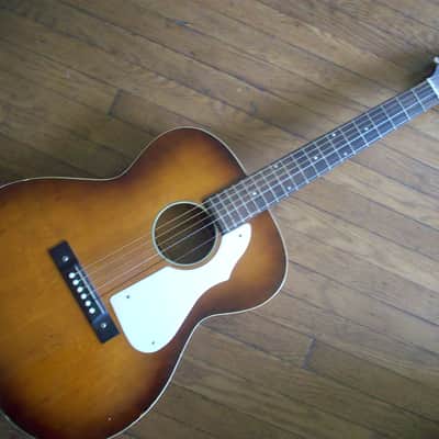 Silvertone 319 1960 - Sunburst image 1